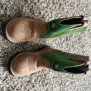 Boys 11.5 John Deere Cowboy boots